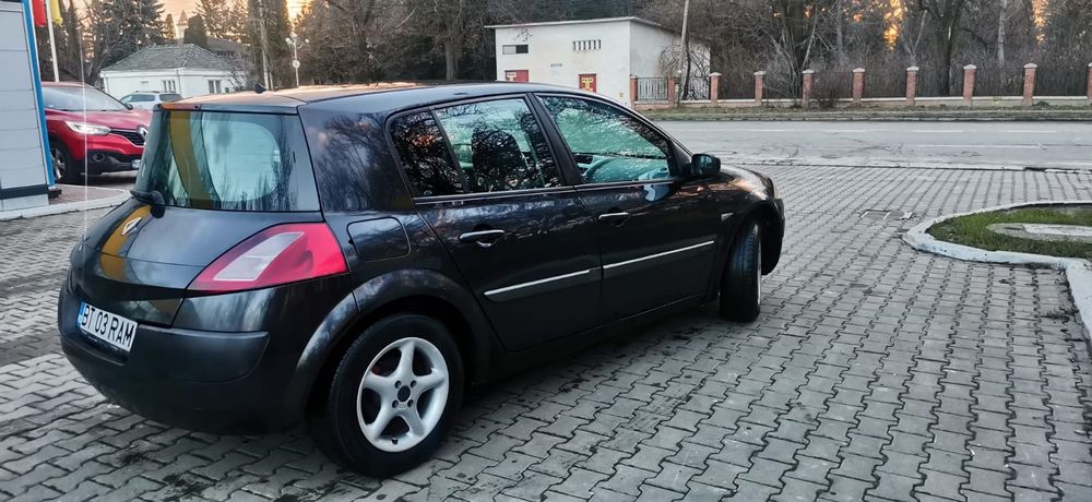 Renault Megane 2,benzina 1,6 inmatriculata 2004