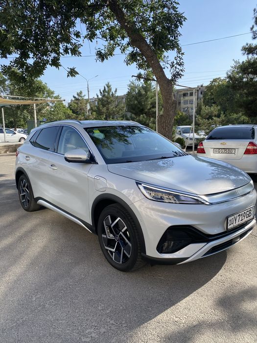 Yuan Plus full poz