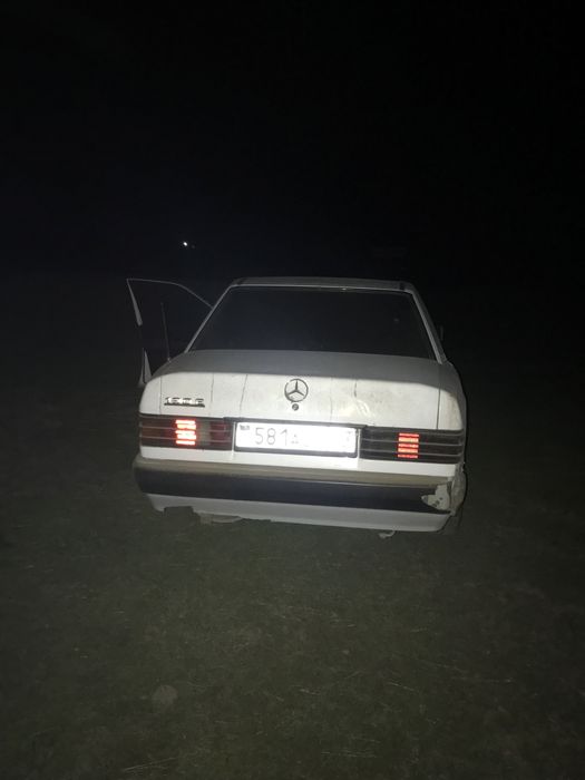 Продам мерседес 190