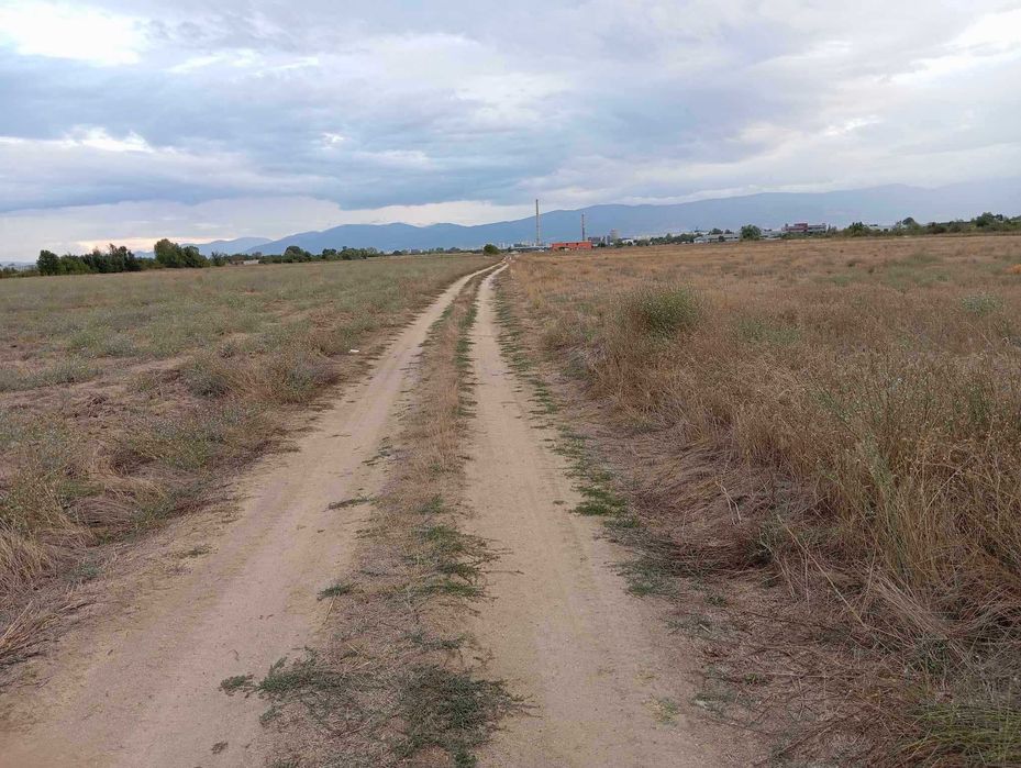 Дава се под наем Земеделски имот в с. Труд, Област Пловдив -  кв.м за 1495.83 € - Снимка #4