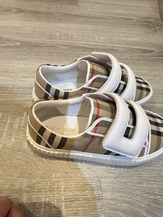 Оригинални детски Burberry