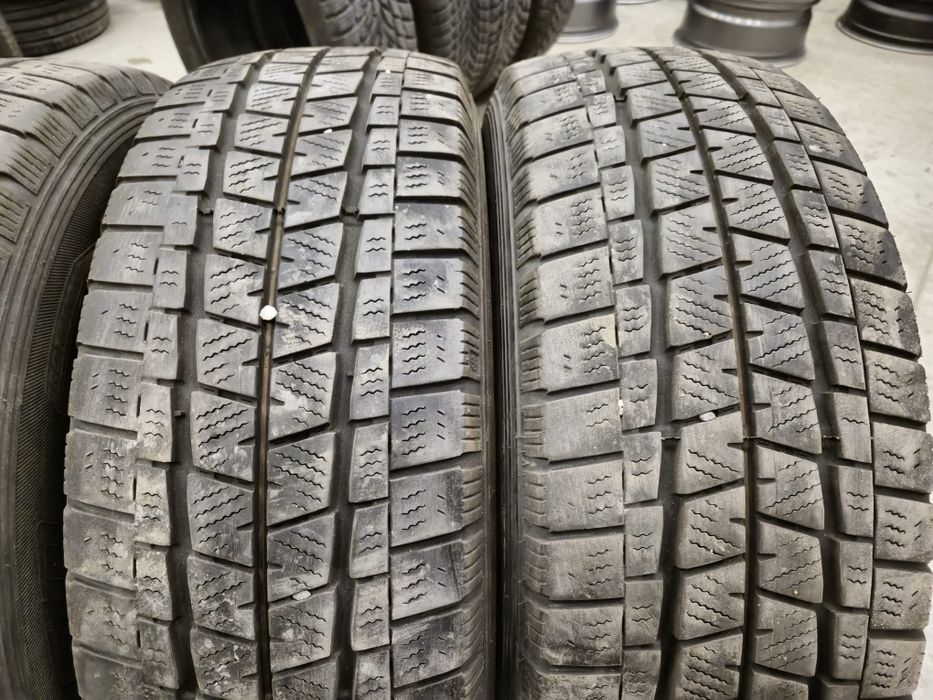 4 anvelope iarna Falken 215 65 16 C