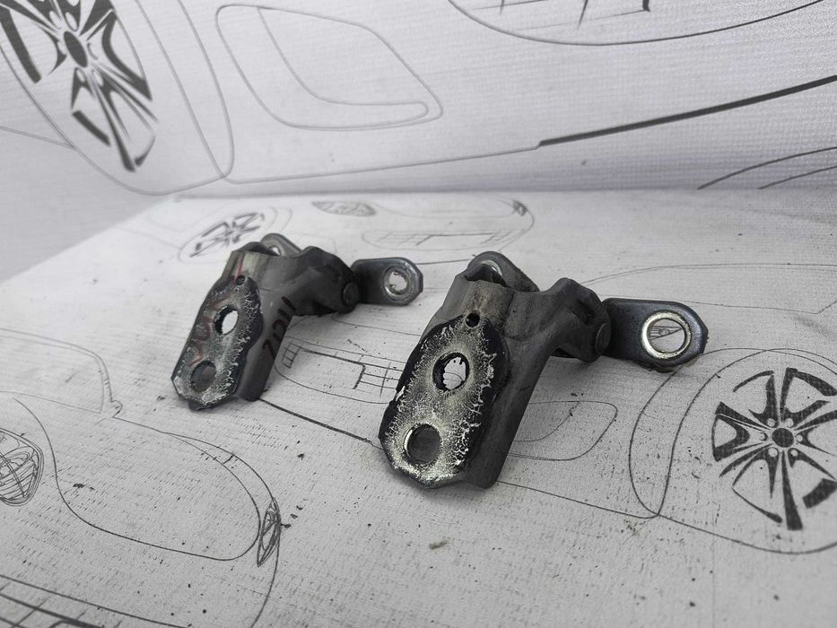 Balamale Ușă Stânga Față Nissan Juke F15 2011 / 2010-2019 Cod OEM 824211KA0A (5B2)