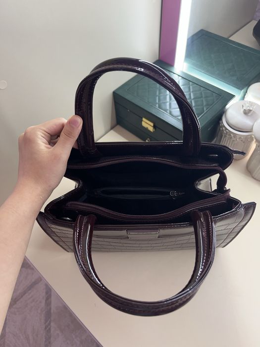 Качественная кожанная сумка