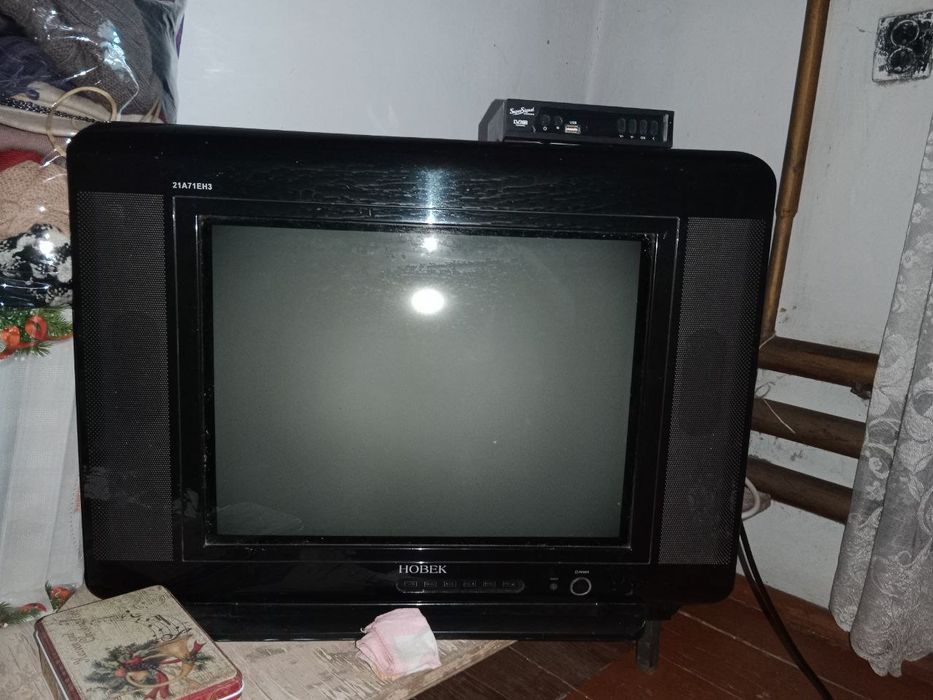 Телевизоры НОВЕК и RAISON