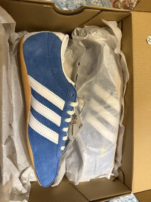 Продам кроссовки