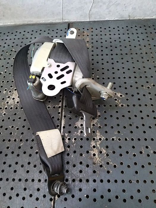 Centura siguranta dreapta fata suzuki sx4 ey gy 8492079j2r