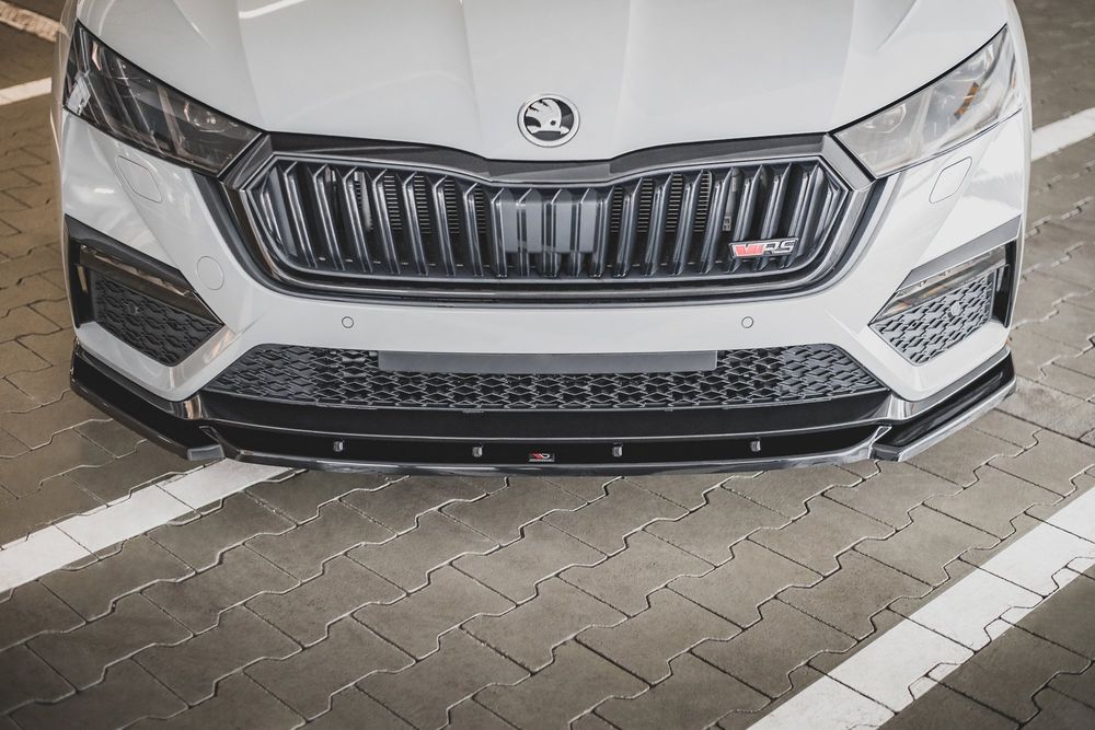 Спойлер за предна броня Maxton design за Skoda Octavia RS (2019-)