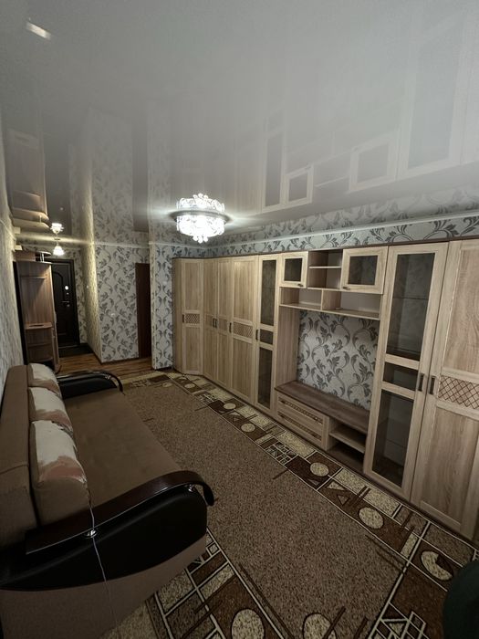 Сдам 2 комнатную на длительный срок семейным