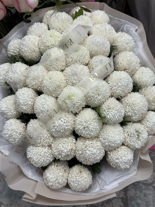 Букеты Momoko и роз