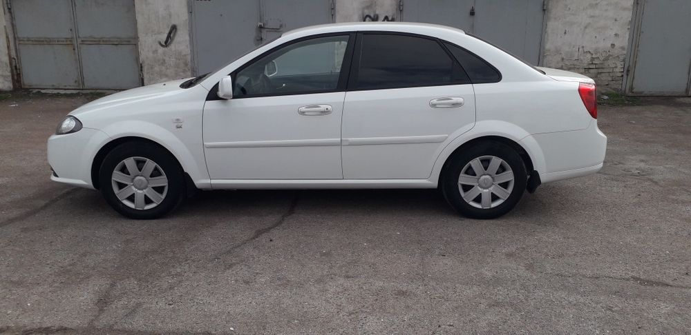 Продается джентра 2019года завод метан