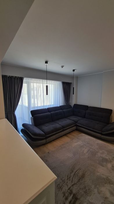 Închiriez garsoniera în bloc nou