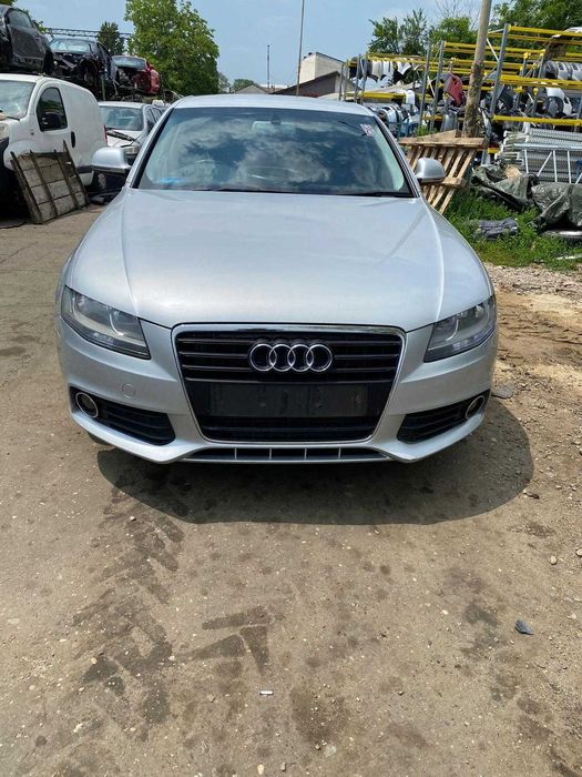 Dezmembrez Audi A4 B8 an 2008 cod motor CAGA