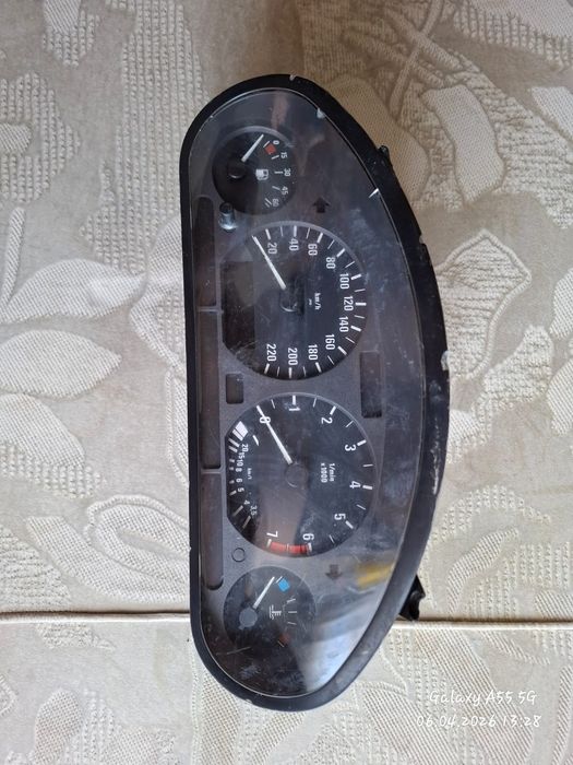 Приборная панель BMW E36