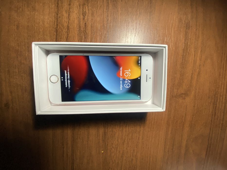 Продам айфон 6s.