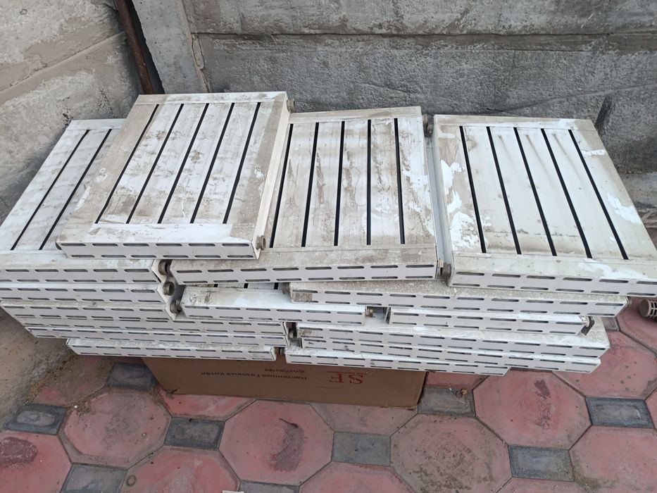 Продам батареи б/у , сняли с дома
