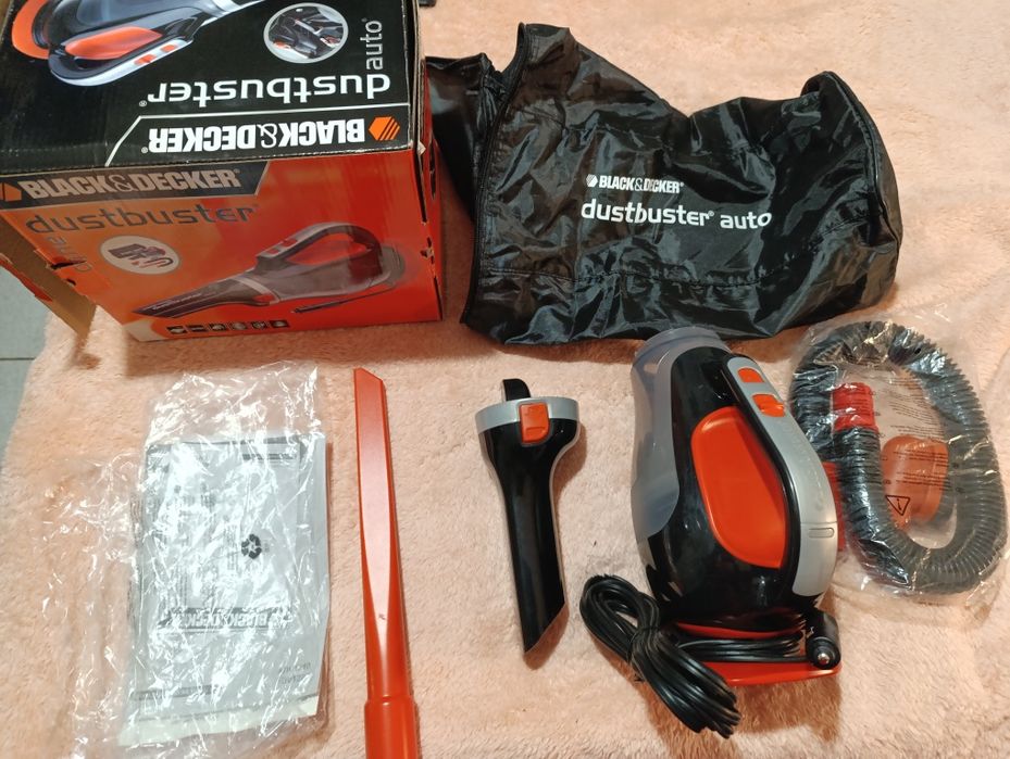 Мини прахосмукачка за автомобил 12V, нова