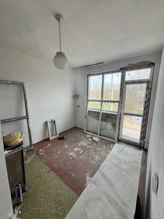 Продава се Къща в с. Макариополско, Област Търговище - 140 кв.м за 237 €/кв.м - Снимка #3