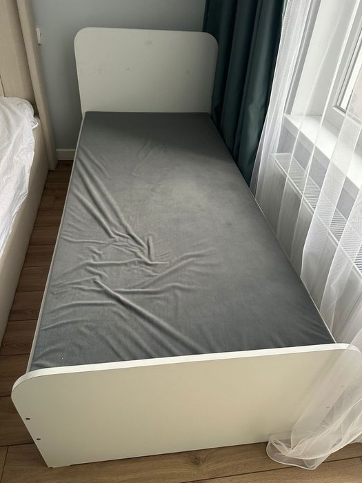 Односпальный кровать