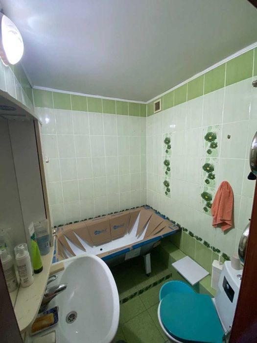 Продам 2 комнатную квартиру