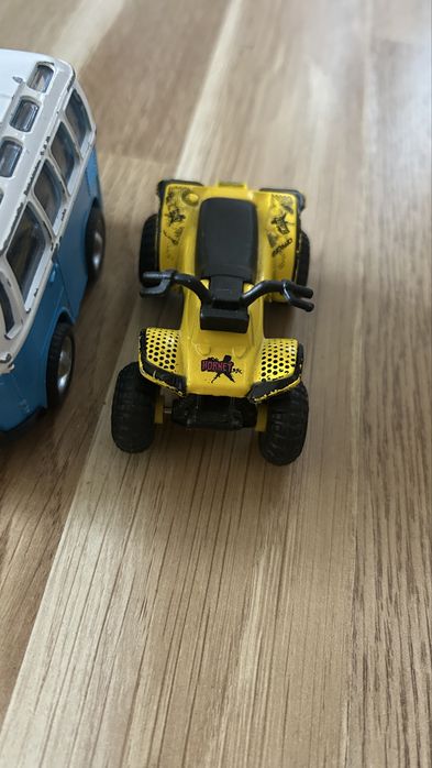 Музикална играчка + играчки за люлка