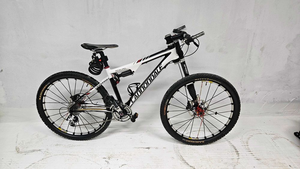 Bicicleta CANNONDALE Scalpel 26" Lefty marime M Carbon full suspension
