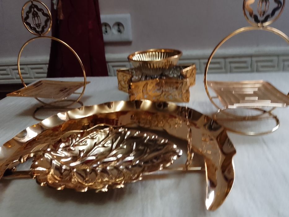 Xurmo idishlar sotiladi