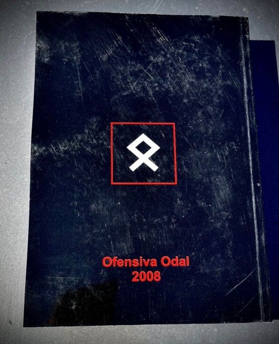 Mein Kampf de Adolf Hitler (limba romana necenzurat)