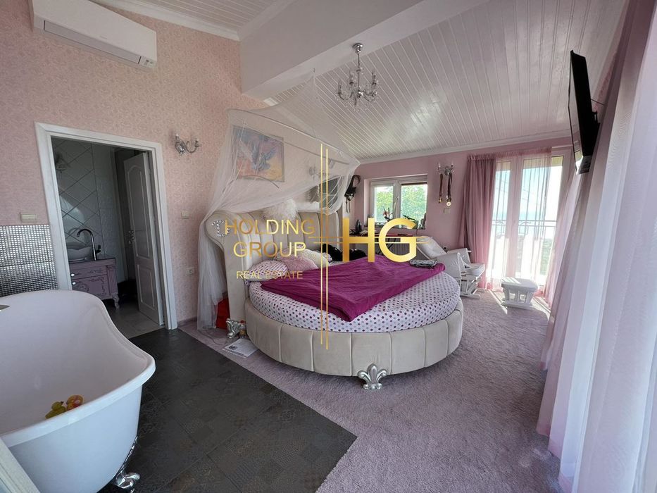 Продава се Къща в Варна, м-т Траката - 200 кв.м за 2300 €/кв.м - Снимка #8