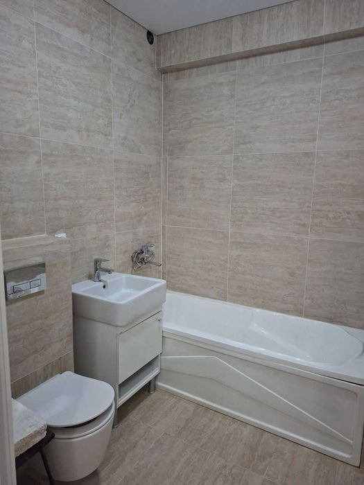 Дава се под наем Двустаен апартамент в София, Борово - 67 кв.м за 450 € - Снимка #1