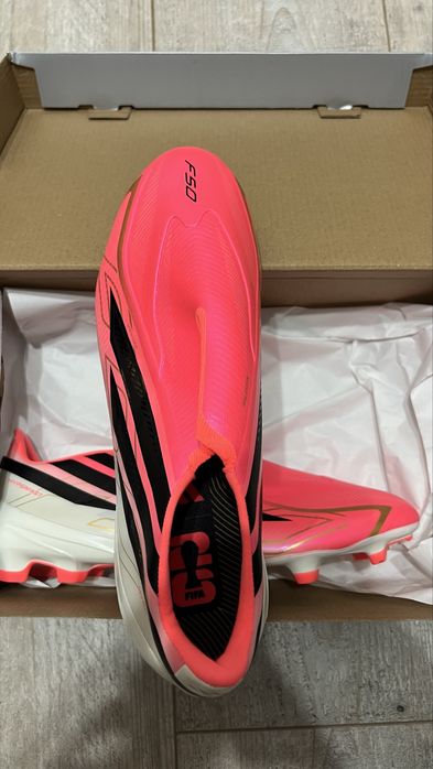 Ghete fotbal Adidas Hyperfast