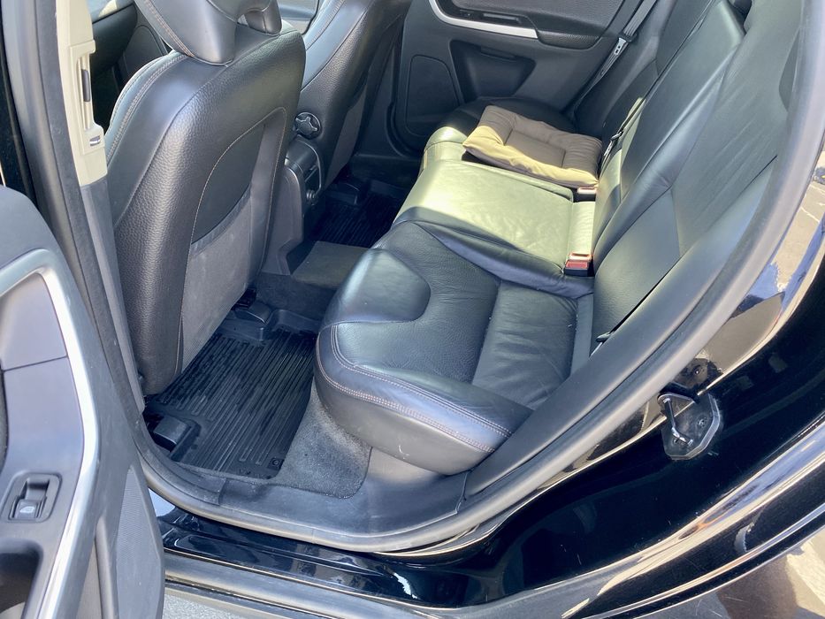 Volvo XC 60 - 4x4 AWD -205cp