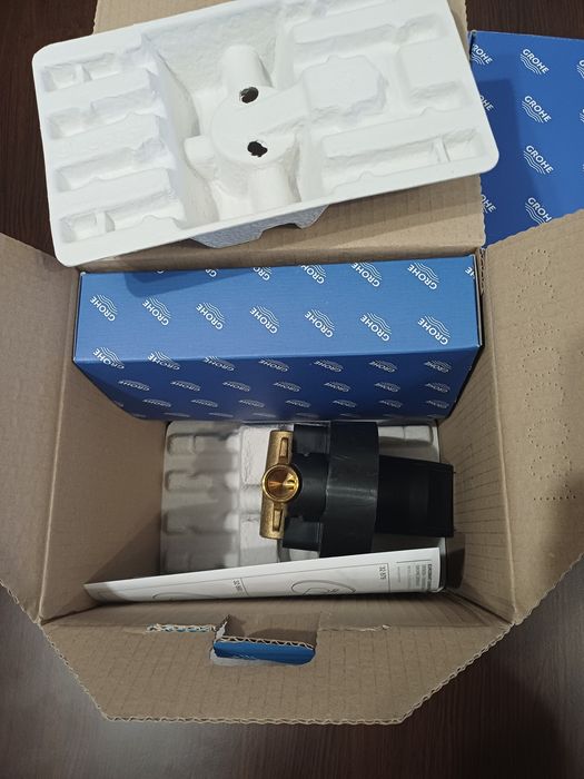 Интимен душ за вграждане грое 32880000  SC  и  Grohe 26332000