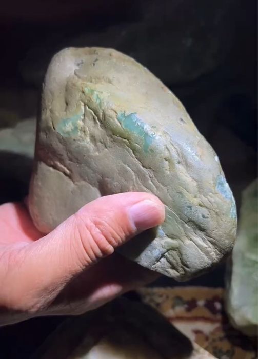 Жадеит 玉 речной 500гр