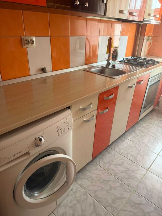 Închiriez apartament 2 camere
