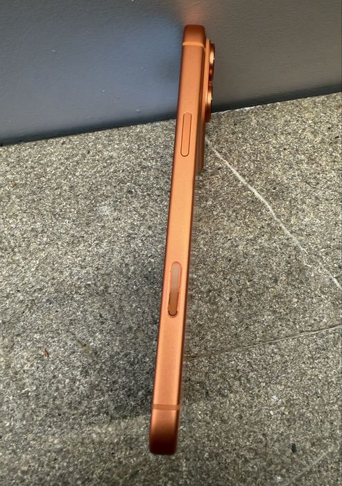 Като нов! iPhone 17 Pro Max 256GB Orange - 100% Батерия