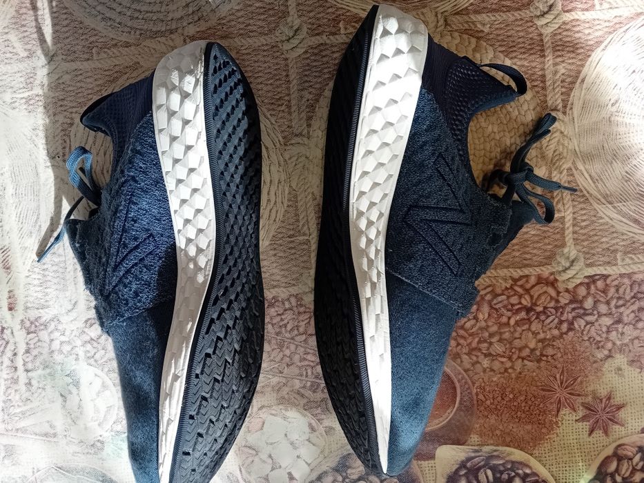 New Balance-за бягане-42 номер