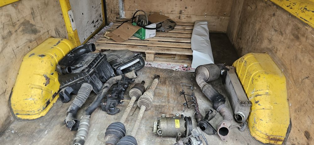 FORD TRANSIT  TT9 2.2 TDC 110 коняI  2008г. На Части