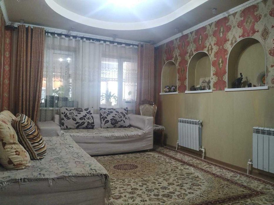 Продам дом возле парка