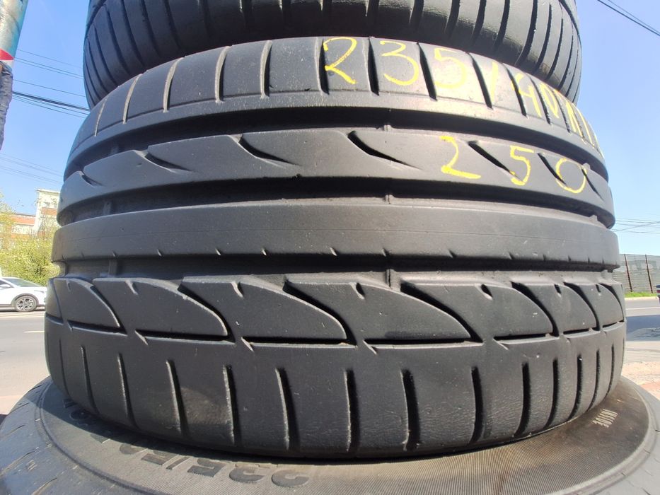 Vând câte 1x anv vara 235/40r19 Bridgestone și 225/45r18 Pirelli Montaj Gratuit