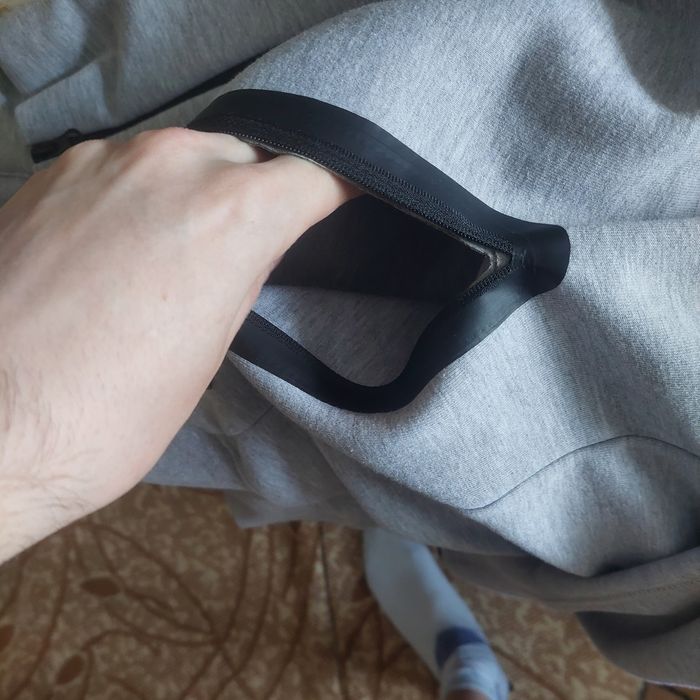 Сив Nike tech fleece