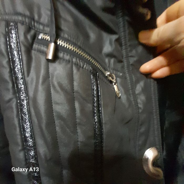 Продаётся женская куртка