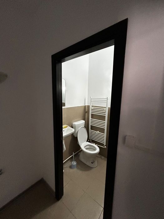 Închiriez Spațiu Comercial