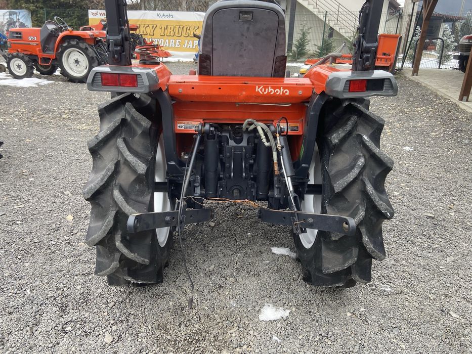 Tractor japonez Kubota KL265, model nou 2008, 26cp, 4x4