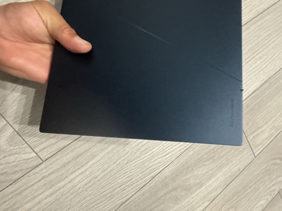 Laptop Asus zenbook 14 i5 gen 12