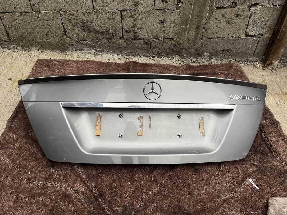 Haion/ Capota portbagaj Mercedes C-class 2008
