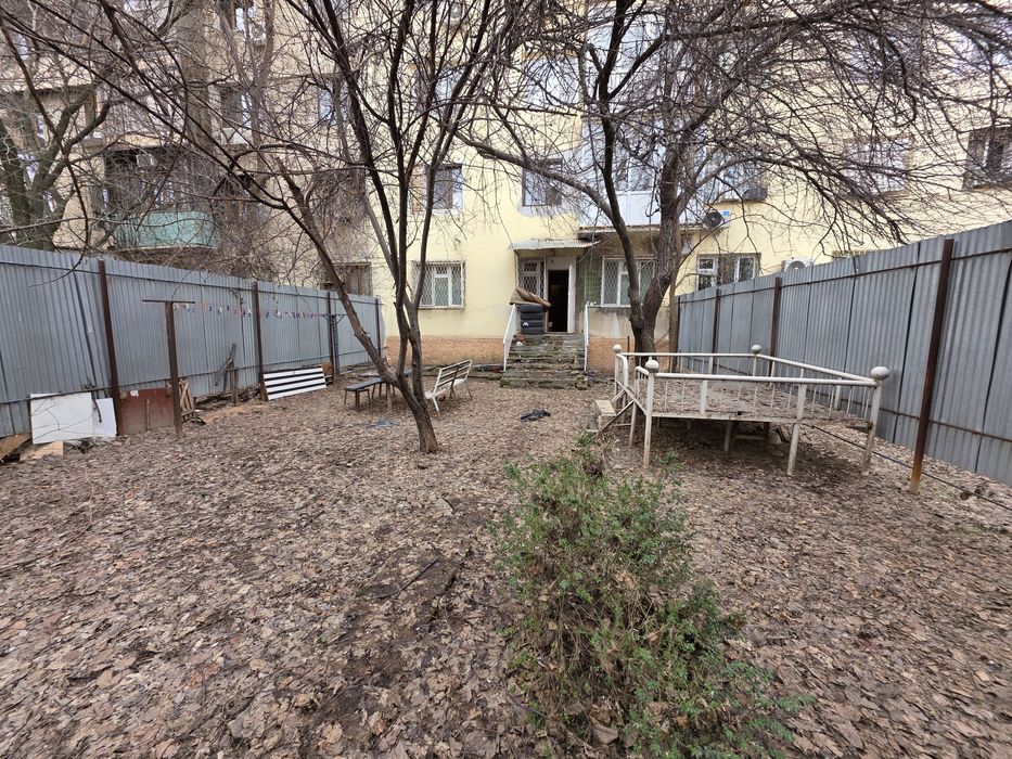 Сдаётся с 2 дворами уютная и просторная квартира в одном из самых комф