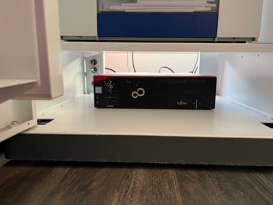 Станция за печат на снимки и други G6 Kiosk с принтер EPSON D700