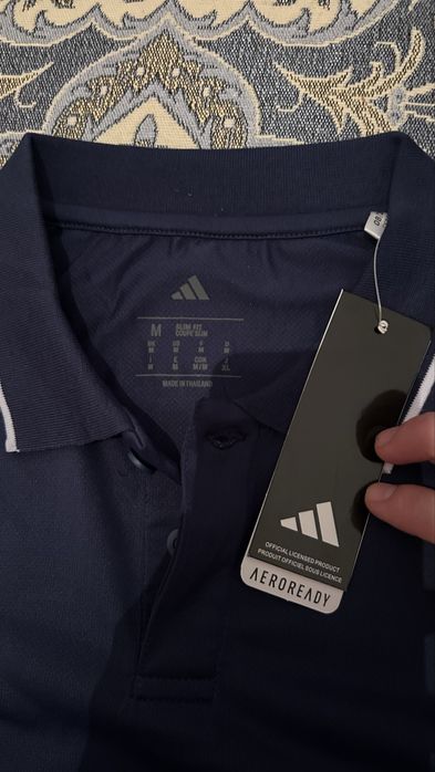 Адидас футболки новый