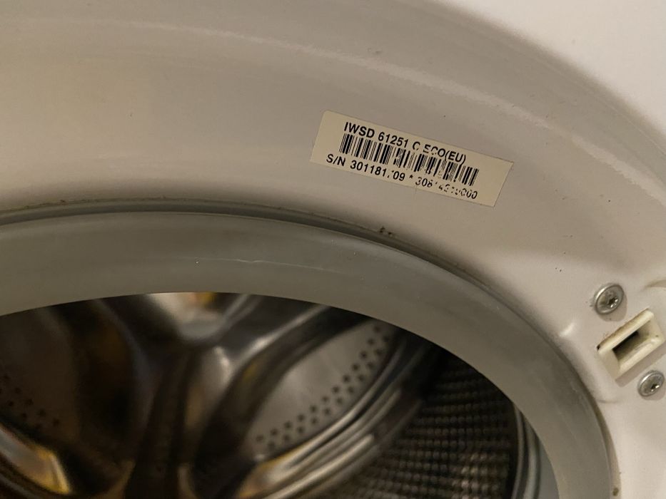 Masina de spalat rufe slim Indesit -IWSD 61251 C ECO 6 kg 1200rpm A+ Alb